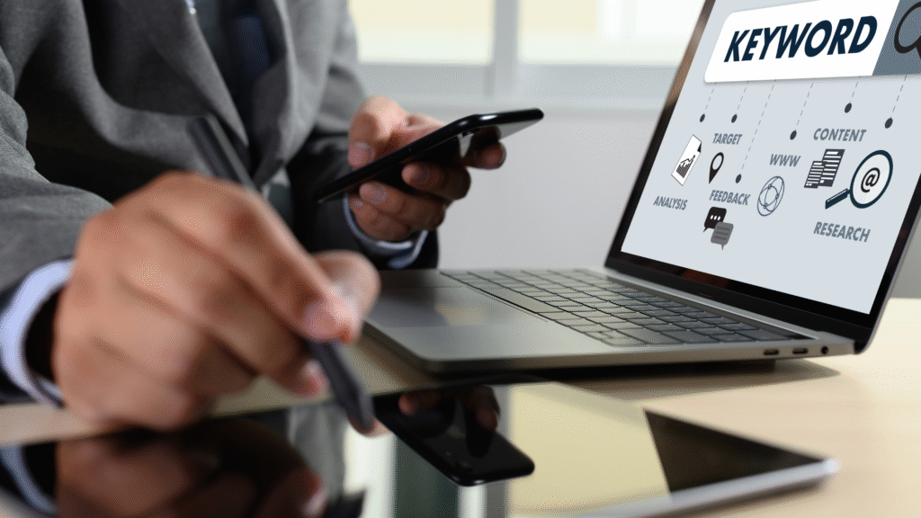 La Evolución Estratégica del Marketing Digital en 2025 Embudos de Conversión Posicionamiento web para emprendedores